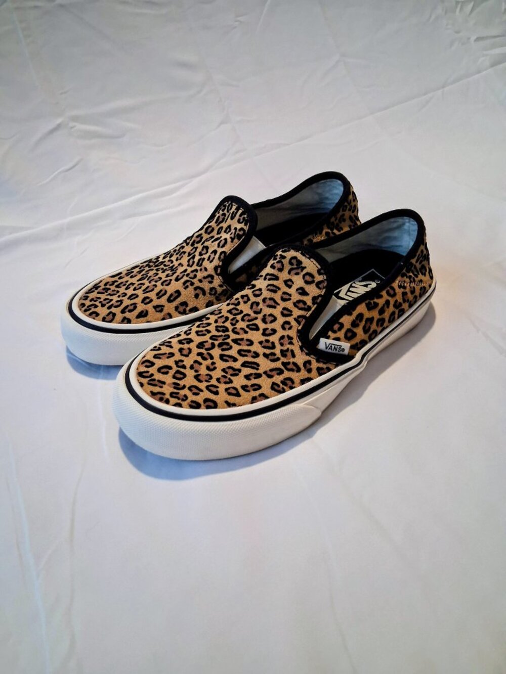 Vans Slip-on UltraCush Canvas Leapard Print Skate Shoe. - Picture 7 of 10